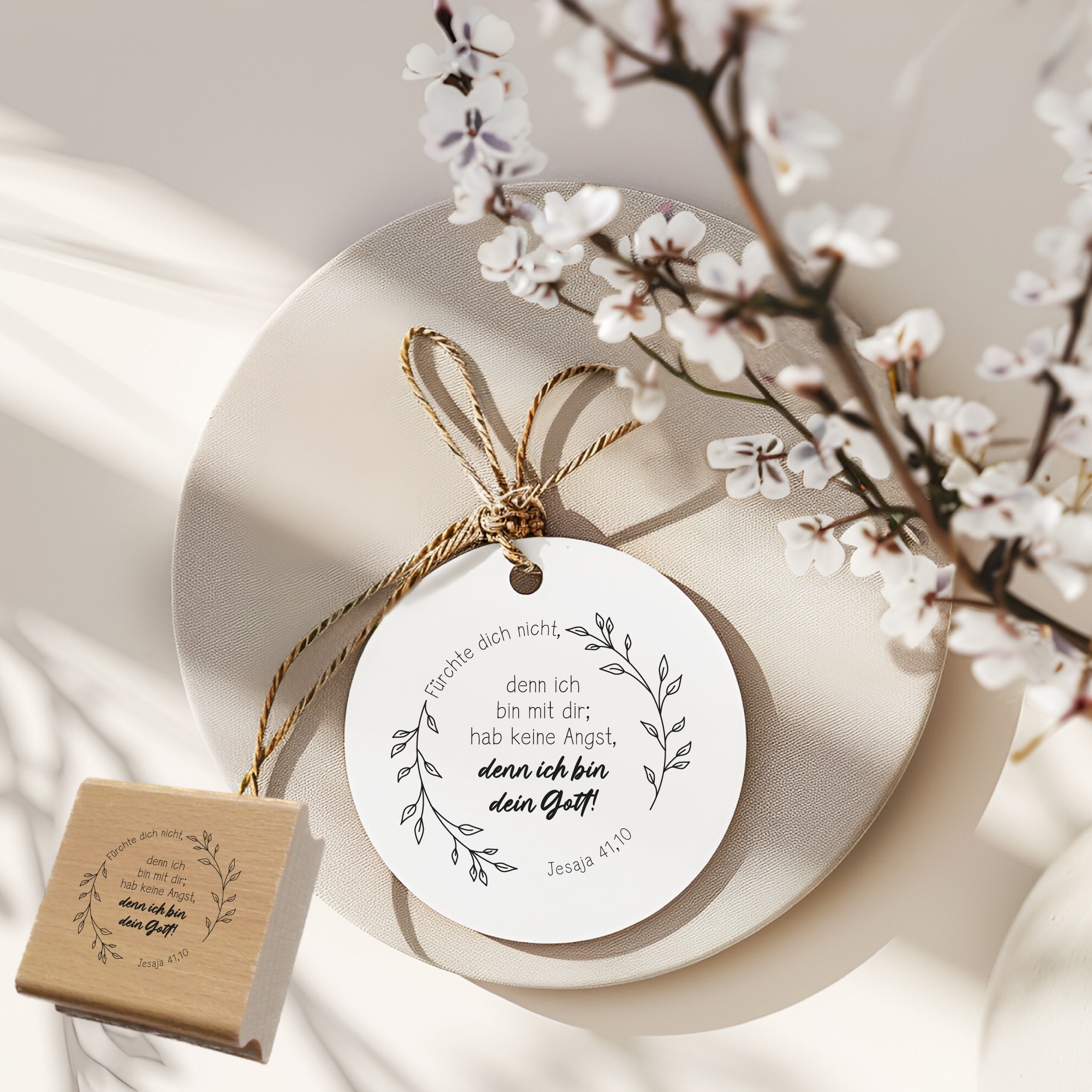Stempel Jahreslosung 2027 "Fürchte dich nicht, denn ich bin mit dir" Jesaja 41,10 | Kranz